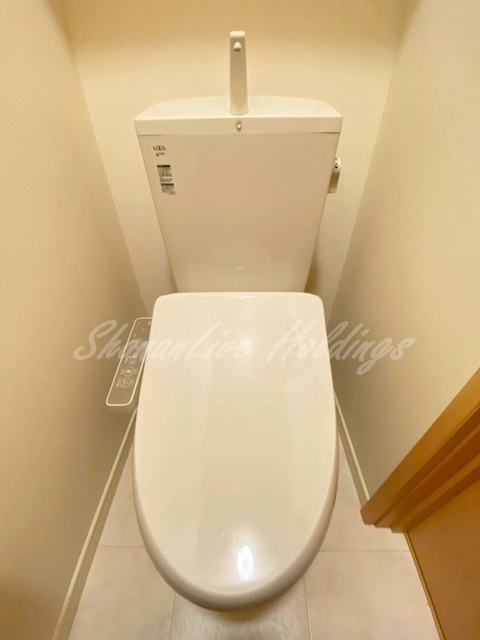 鎌倉市玉縄１丁目のアパートのトイレ