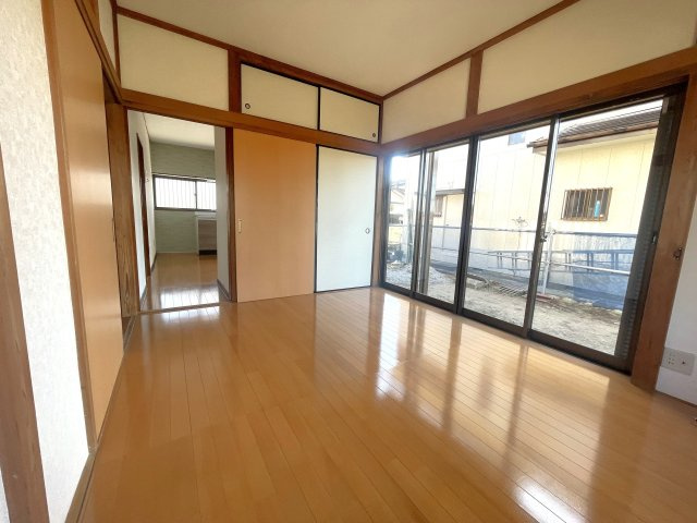 茂原市法目1591貸家の洋室