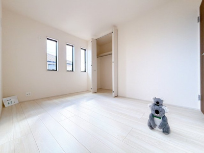 【洋室】 | 渋川市半田　新築住宅 | さまざまにカスタマイズしていただけるシンプルなデザインの内装。ご自身で素敵な空間を創り上げられます。