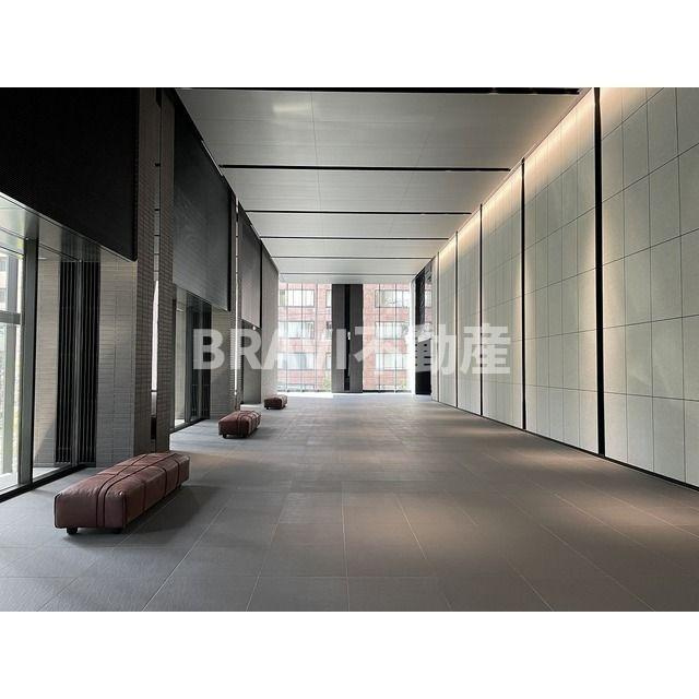 シティタワー大阪本町のロビー