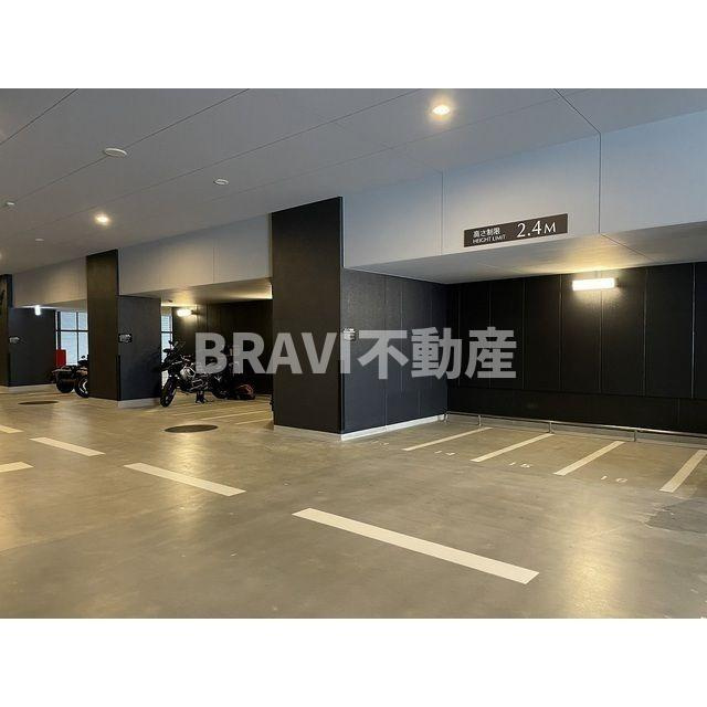 シティタワー大阪本町の駐車場