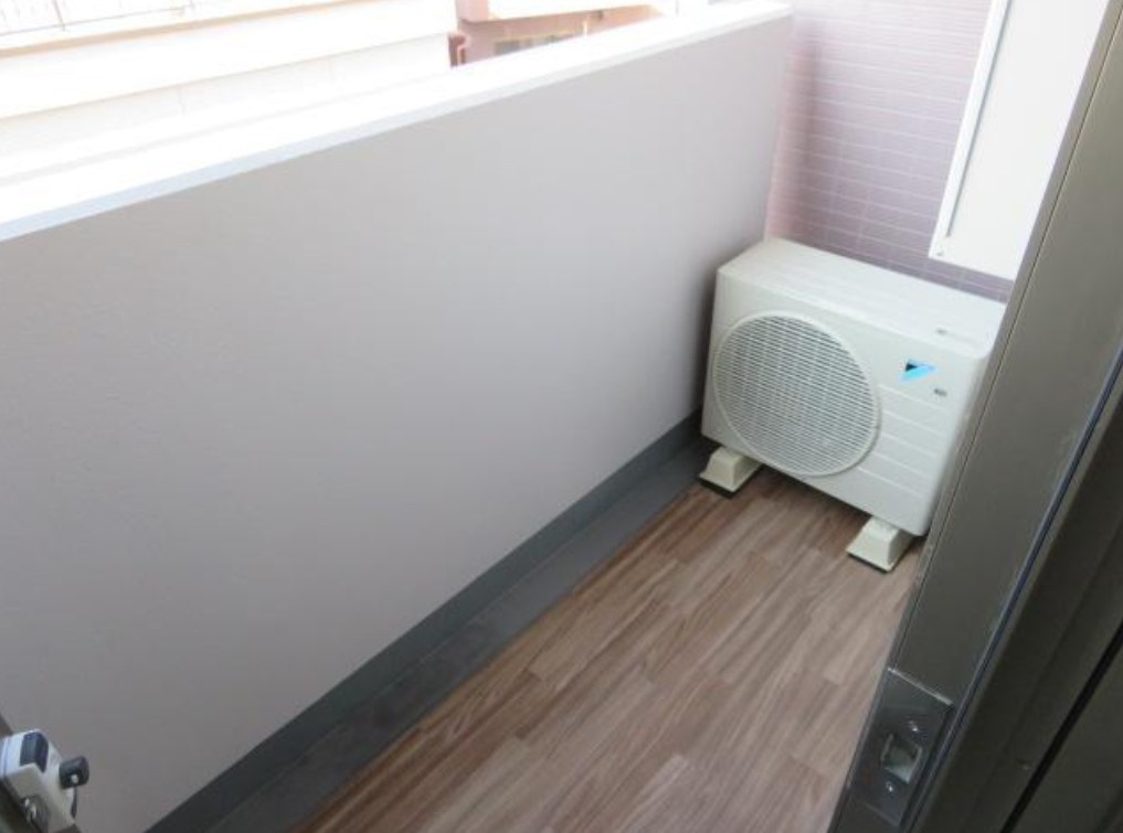 フュージョナル浅草ドゥエのバルコニー