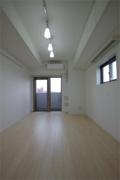 フュージョナル浅草ドゥエの居間・リビング