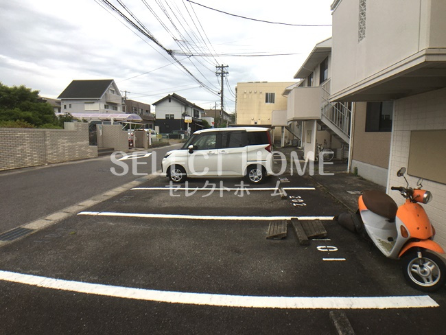 【駐車場】 | セジュール桂A棟 | 駐車スペースもあります