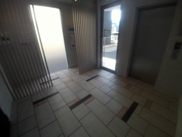 アズール西明石のロビー