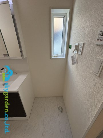 藤沢市羽鳥5丁目 3号棟のランドリースペース