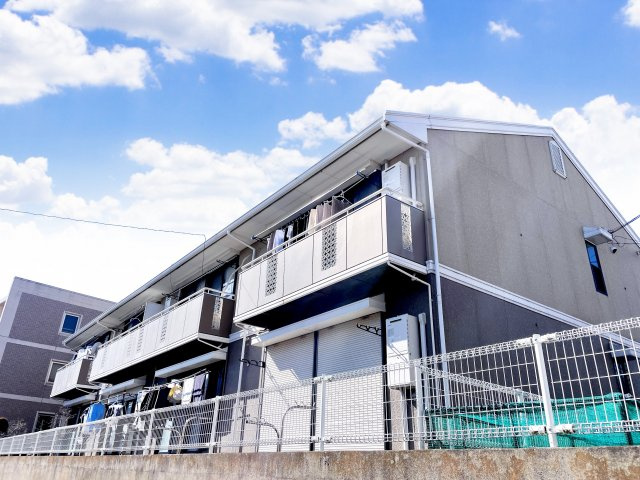 ロイヤルタウン泉C