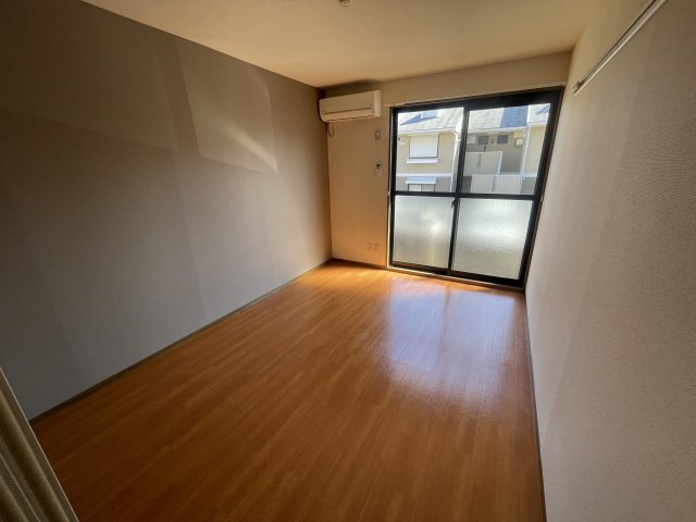 ロイヤルタウン泉Cのその他