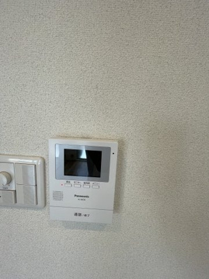 【セキュリティ】 | 第２エクセルハイツ | モニター付きインターホンです