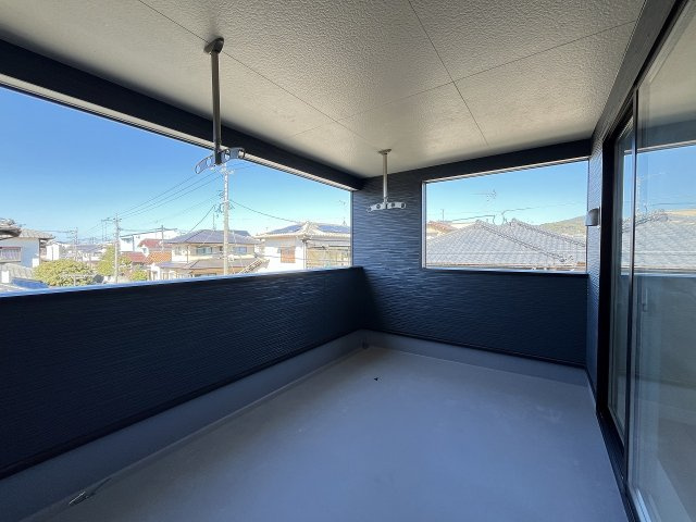 【バルコニー】 | 糟屋郡須恵町須恵第3　1号棟（全1棟）【仲介手数料無料・0円】 | 現地写真。
