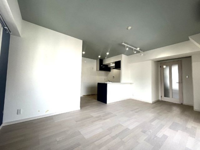 【居間・リビング】 | 常秀館 | おしゃれな居間です