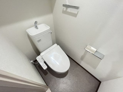 【トイレ】 | 常秀館 | 清潔感のあるトイレです