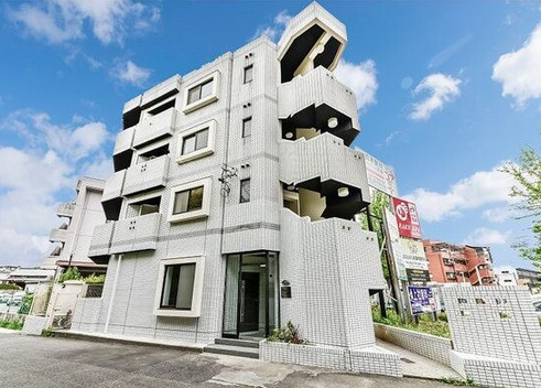 シーズンコート本郷