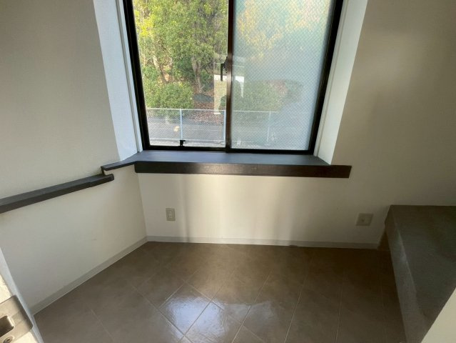 シーズンコート本郷の内装