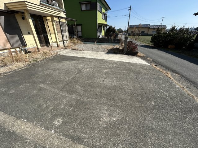 大木町大字笹渕中古住宅の駐車場
