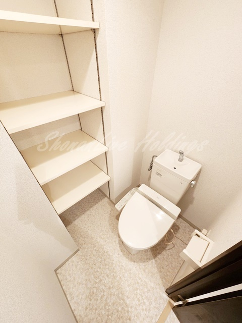 横浜市中区蓬莱町３丁目の賃貸マンションのトイレ|温水洗浄便座付き♪