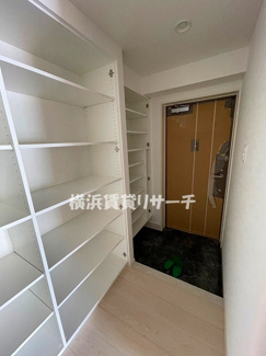 【玄関】 | パウロニアバレーテイク１２大口通