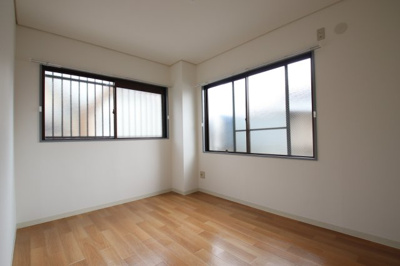 【洋室】 | エスポワールイワタ２