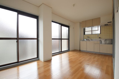 【居間・リビング】 | エスポワールイワタ２