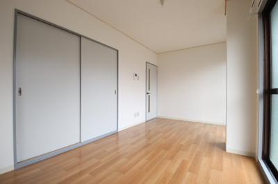 【居間・リビング】 | エスポワールイワタ２