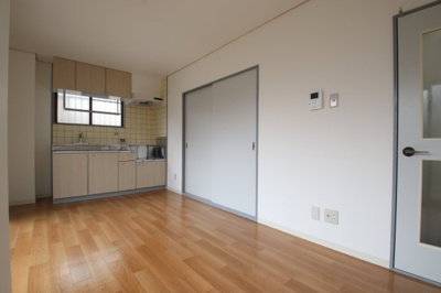 【居間・リビング】 | エスポワールイワタ２