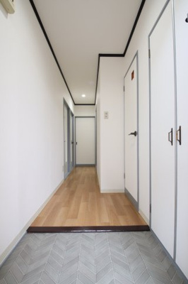 【玄関】 | エスポワールイワタ２