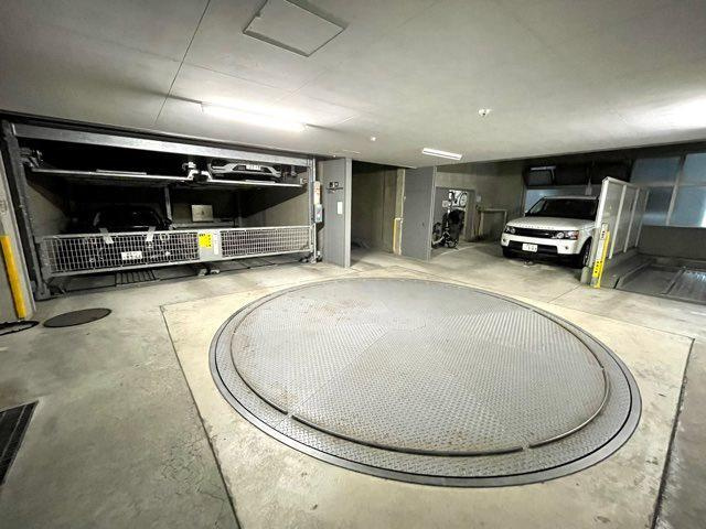 レジディア御茶ノ水の駐車場