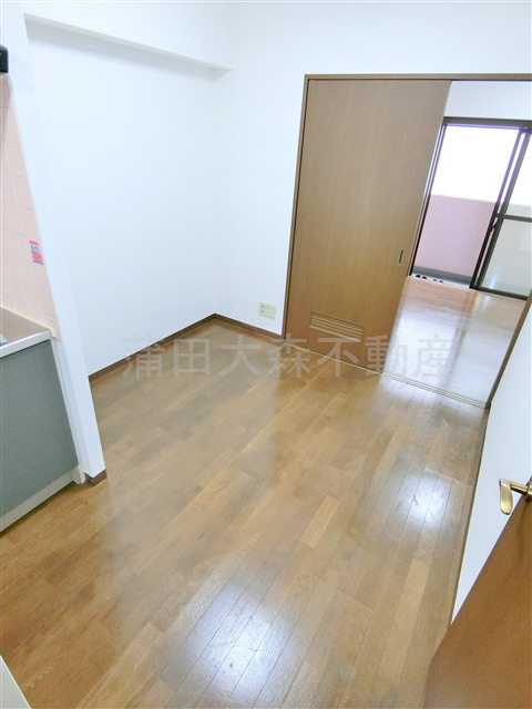 メインステージ大森本町の居間・リビング