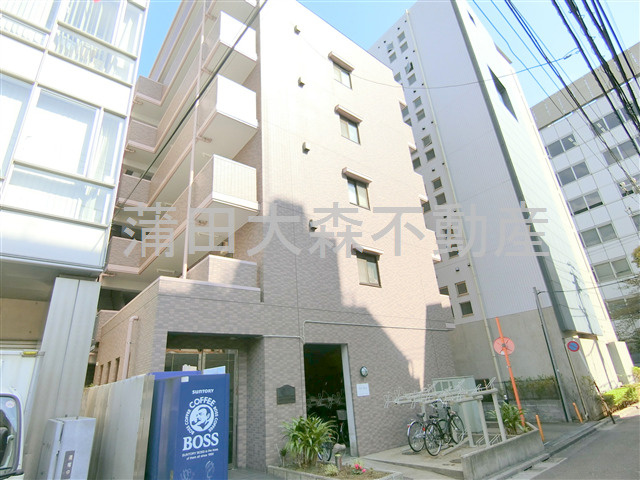 メインステージ大森本町の外観|1998年3月築　RC鉄筋コンクリート造地上7階建て総戸数30戸の分譲賃貸マンション　京急本線大森海岸駅近、JR京浜東北線大森駅も徒歩圏内の東京都大田区大森本町1丁目の分譲賃貸マンション
