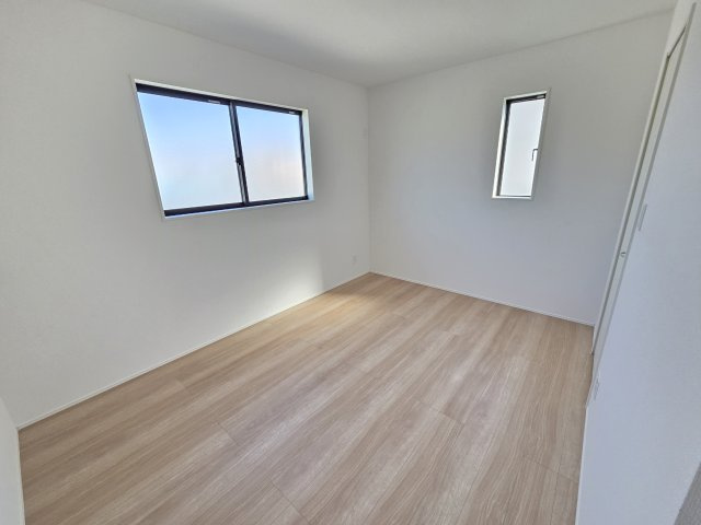新築　太田市新田上江田町　2号棟　GRAFAREの洋室|新築　太田市新田上江田町　GRAFARE