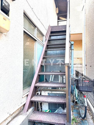 【エントランス】 | 小川荘 | ゆとりのあるエントランスです