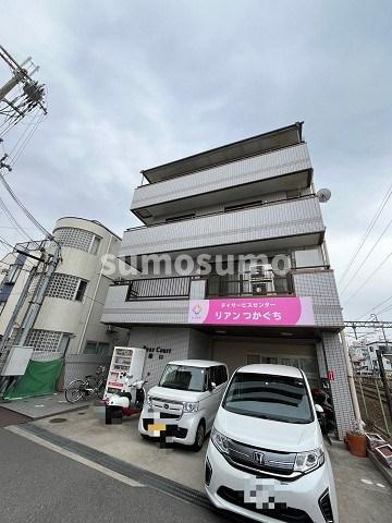 ベアコート塚口の外観