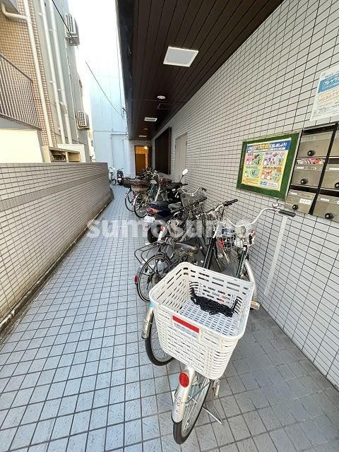 ベアコート塚口の外観