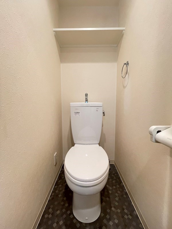 プレサンス神戸西スパークリングのトイレ|シンプルで使いやすいトイレです