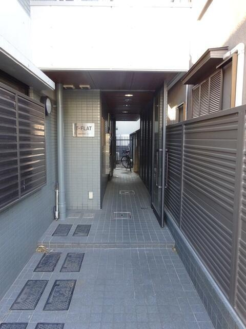Ｔ－ＦＬＡＴのエントランス