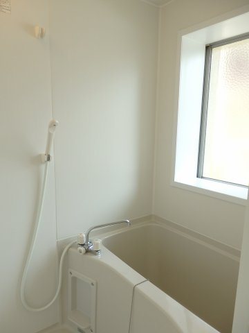 細澤マンションの浴室|きれいなお風呂です