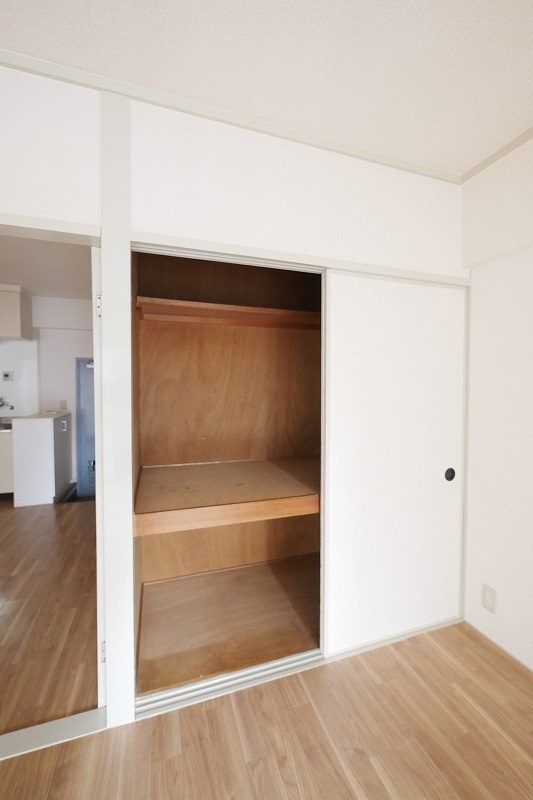 島本マンションの収納|島本マンション　301号室　