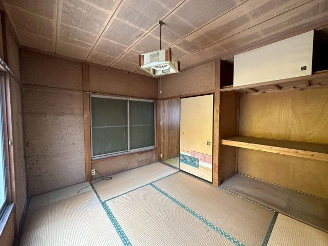 栄町店舗の和室