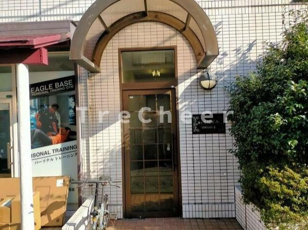 第二千種ビルのエントランス