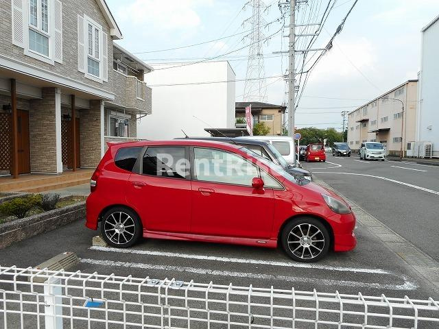 メゾンプラシードの駐車場|駐車場