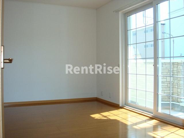 メゾンプラシードの寝室|居室・リビング