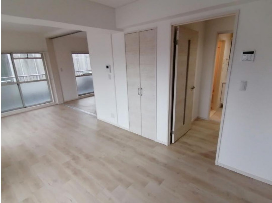 ニューライフ天神の居間・リビング|ニューライフ天神（1LDK）