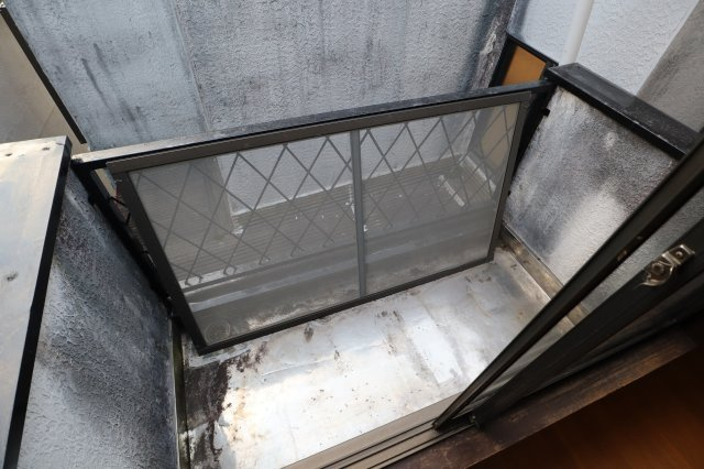 天理市柳本町貸家のバルコニー