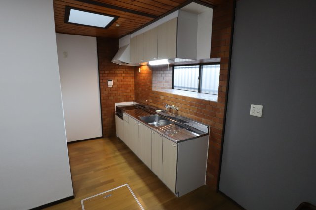 天理市柳本町貸家のキッチン