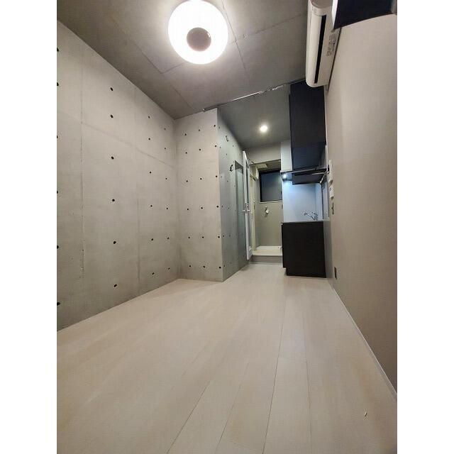 ＫＯＳＴＩＣ　ＭＩＮＯＷＡ