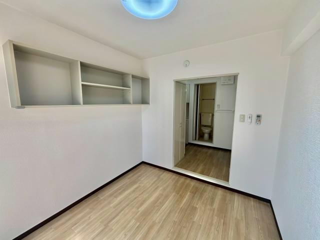 花影中村コーポの居間・リビング