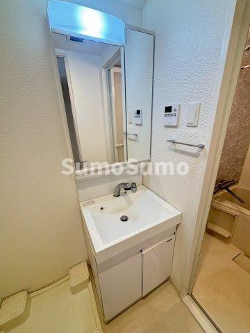 S-RESIDENCE阿波座WESTの洗面所