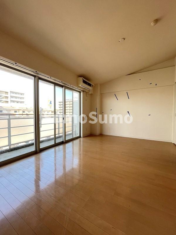 KDXレジデンス天神東Ⅱの居間・リビング