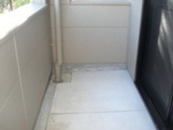 プレサス天神のバルコニー