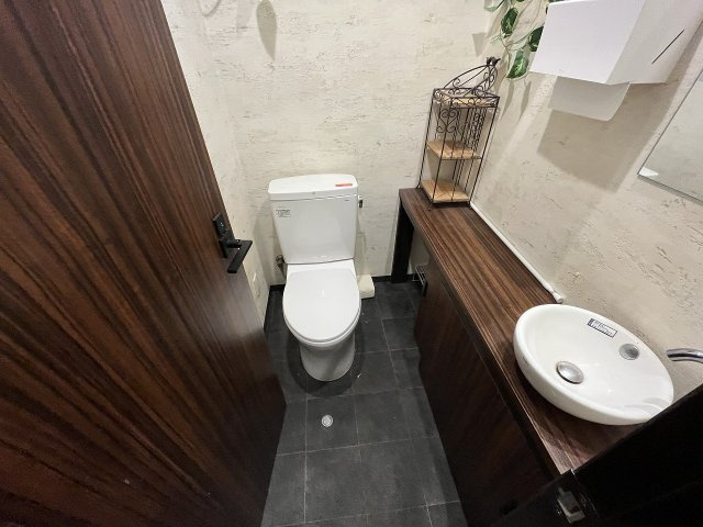 大阪市中央区東心斎橋２丁目の店舗一部のトイレ